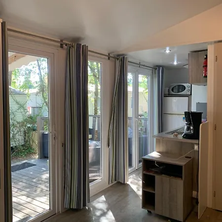 Comfortabel Met 3 Slaapkamers Op Lei Suves - Misuuf 518 Campingplads *